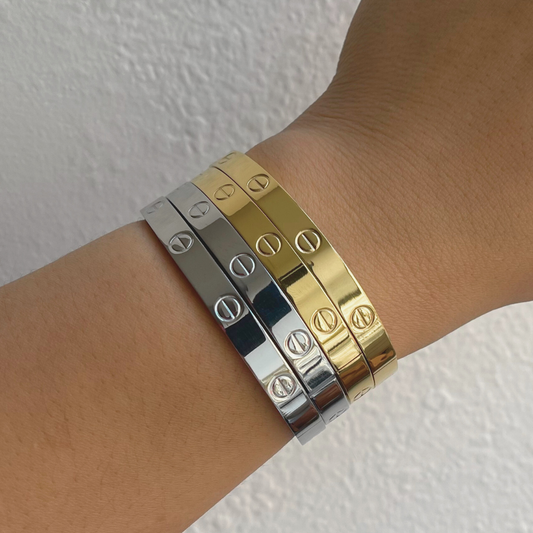 Love Bangle