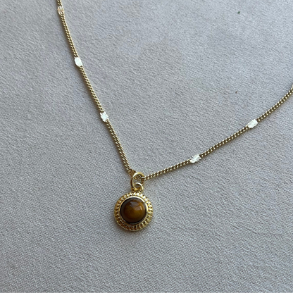 Alma Necklace