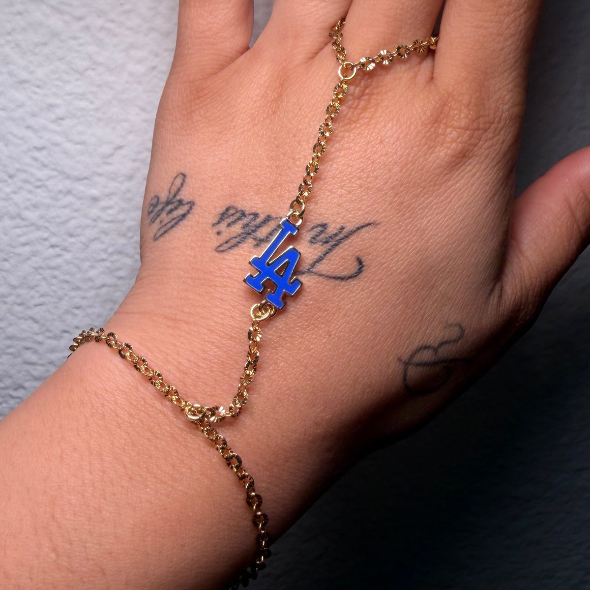 Blue LA Handchain